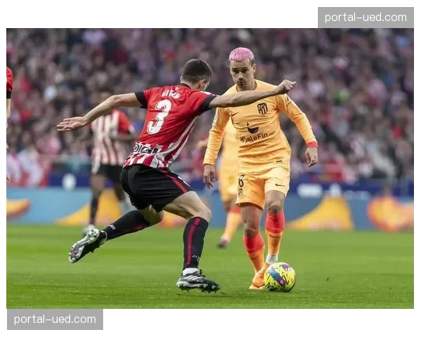 战术分析：阿尔梅里亚变阵三后卫，从巴萨身上艰难取得一分